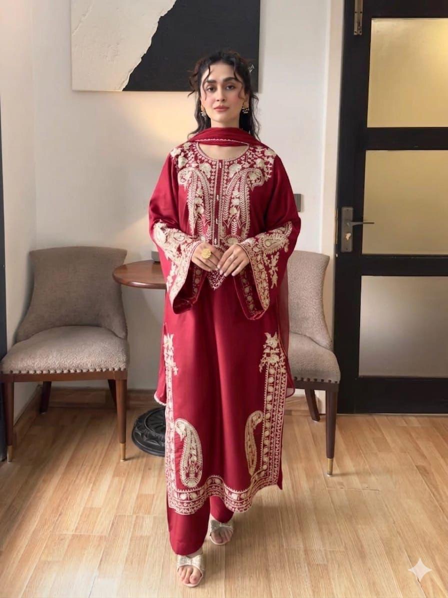 Lawn Embroidered 3Piece CODE 1021