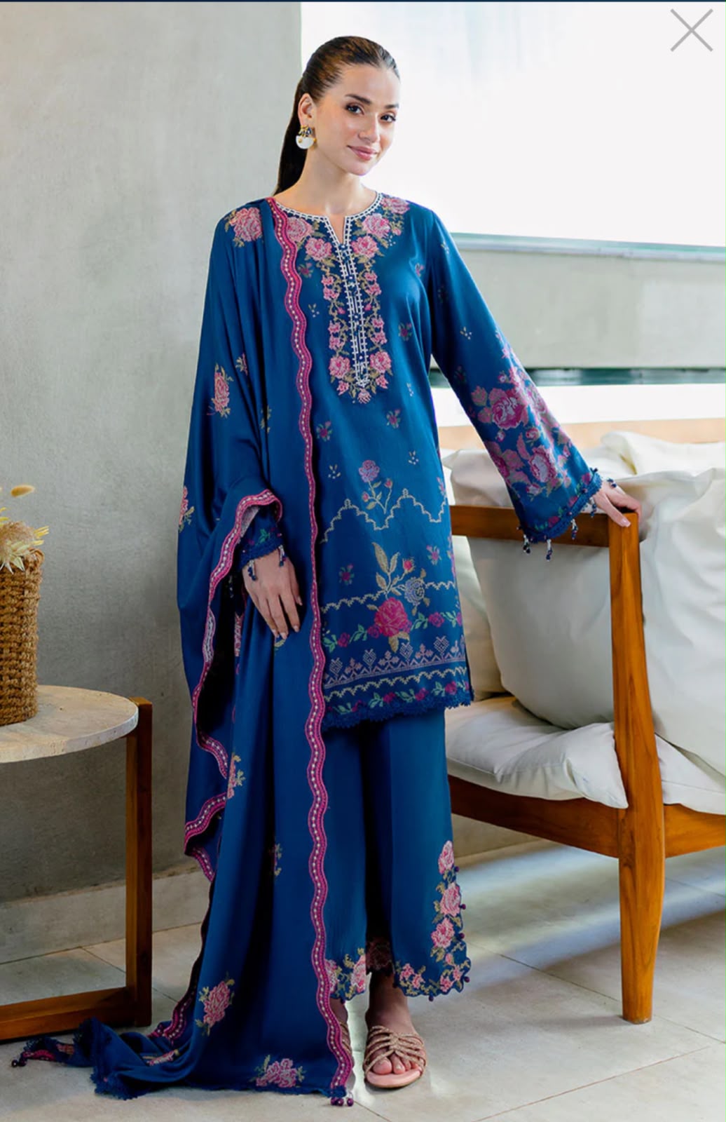 Lawn Embroidered 3Piece CODE 1070