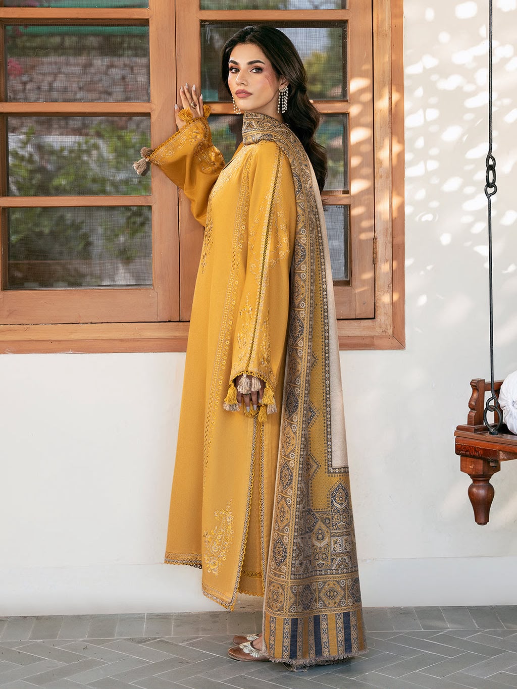 Izal Dhanak Full Heavy Embroidered 3Pc
