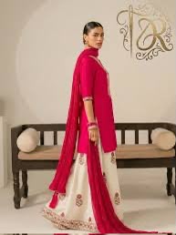 Tana Bana Dhanak Full Heavy Embroidered 2Pc