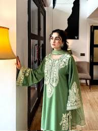Lawn Embroidered 3Piece CODE 1001