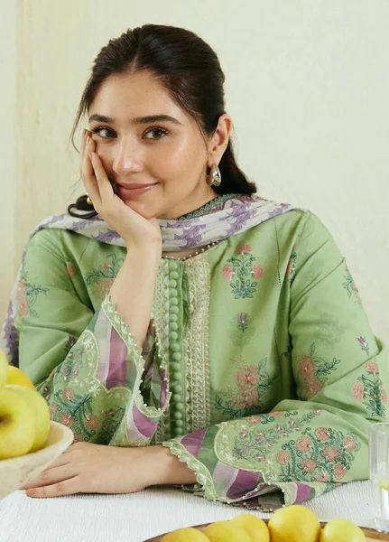 Lawn Embroidered 3Piece CODE 1045