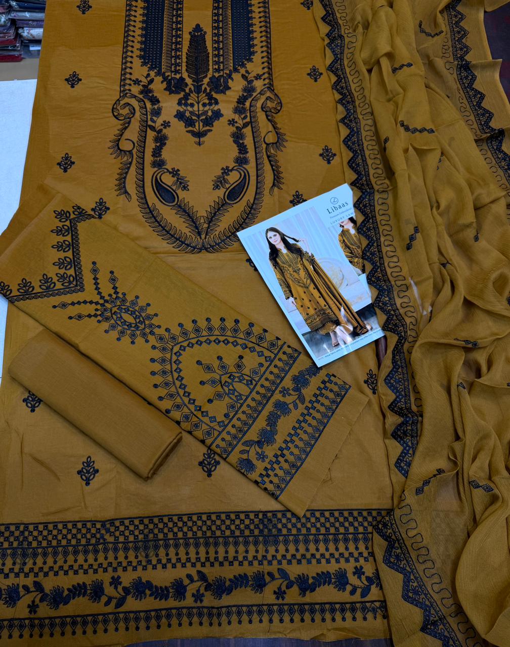 Lawn Embroidered 3Piece CODE 1053
