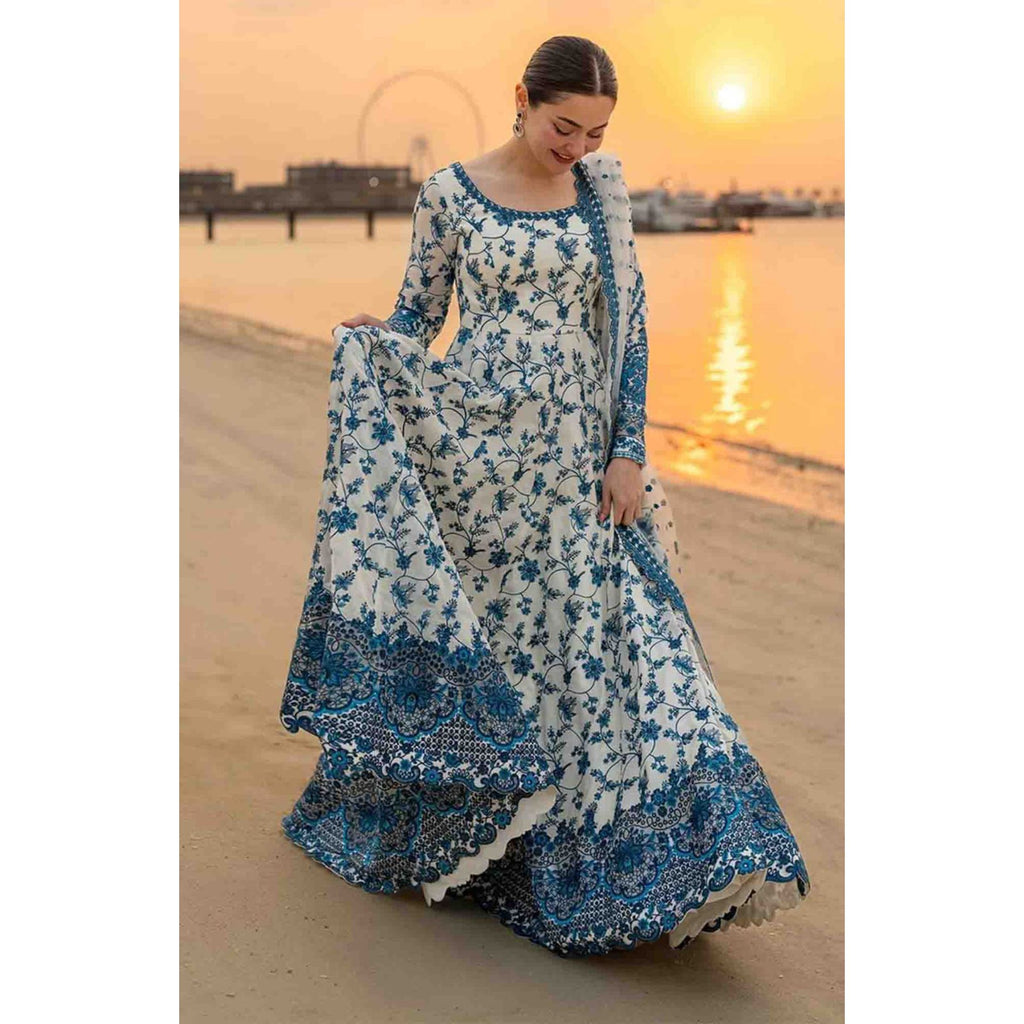 Lawn Embroidered 3Piece CODE 1020