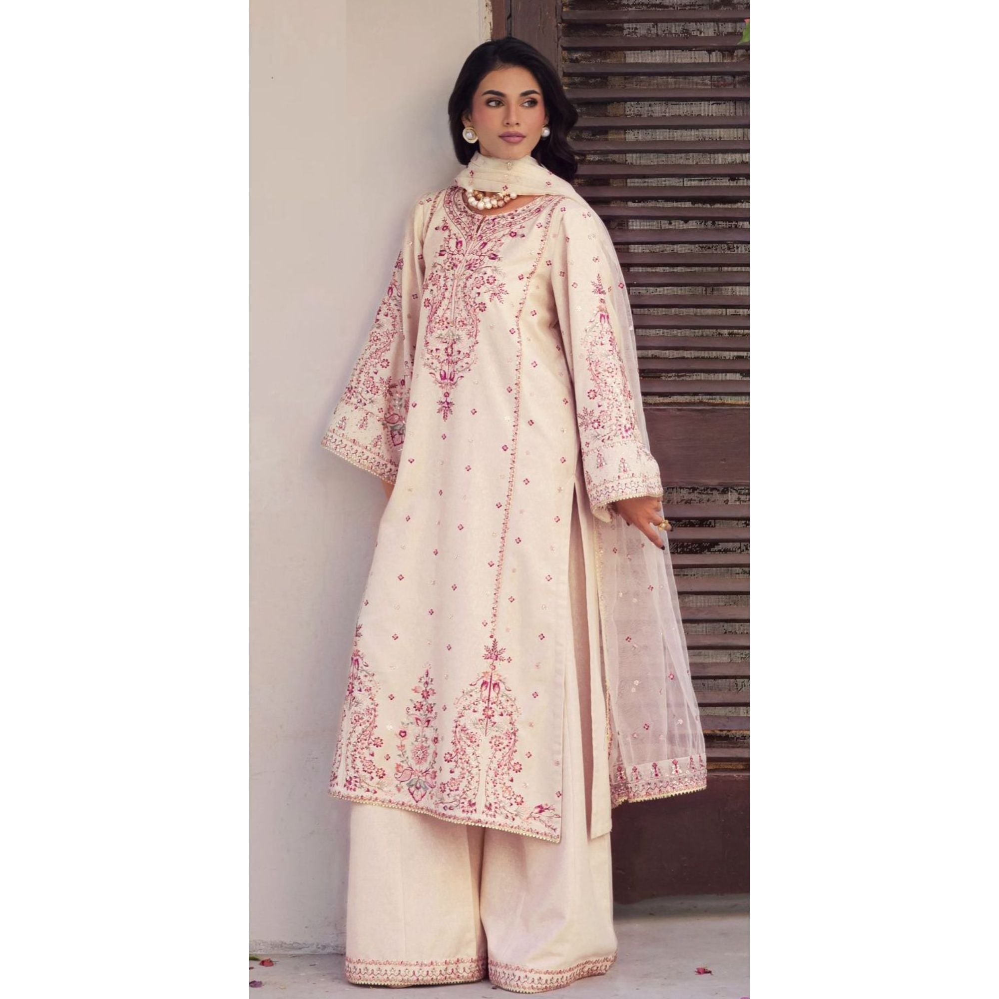 Lawn Embroidered 3Piece CODE 1042