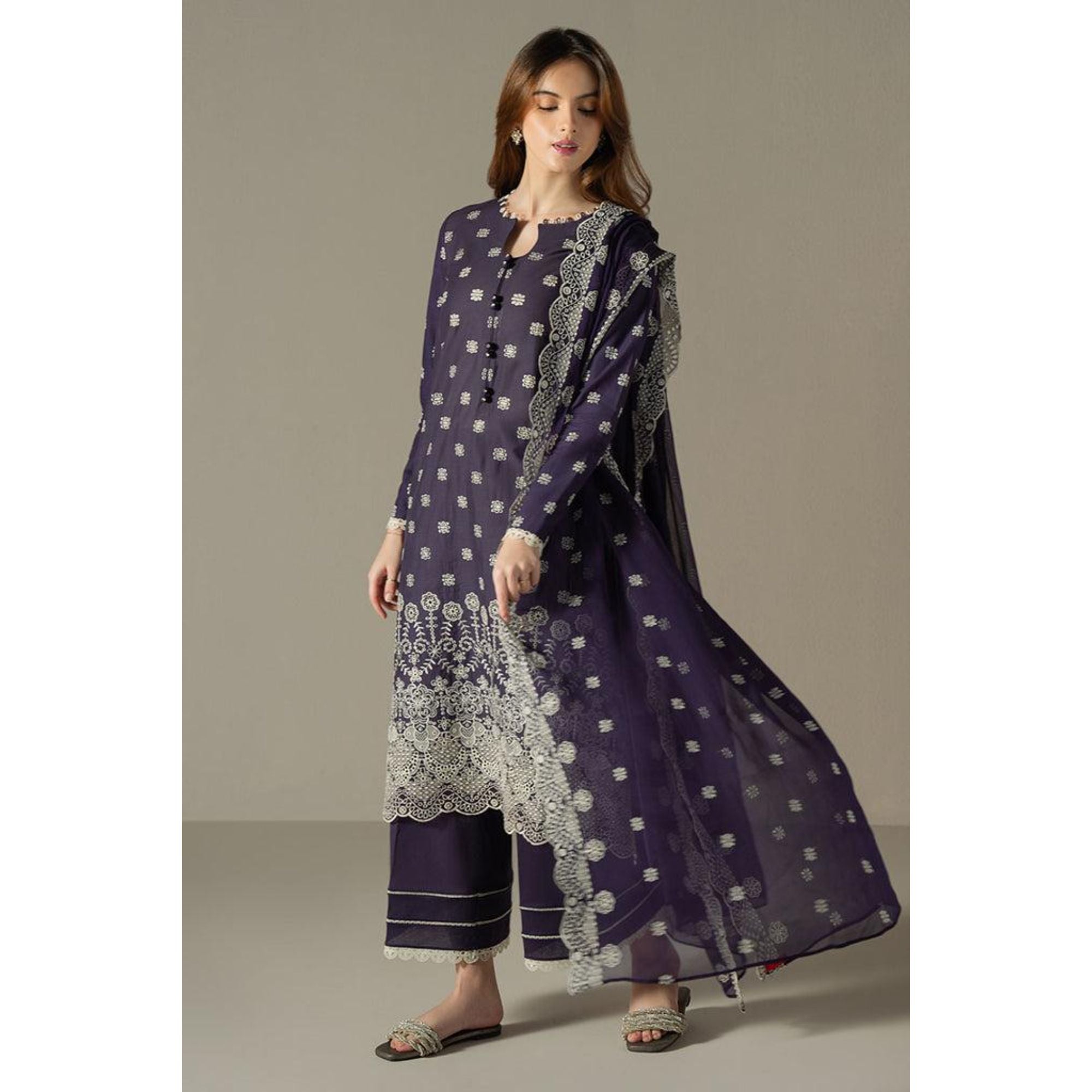 Lawn Embroidered 3Piece CODE 1049