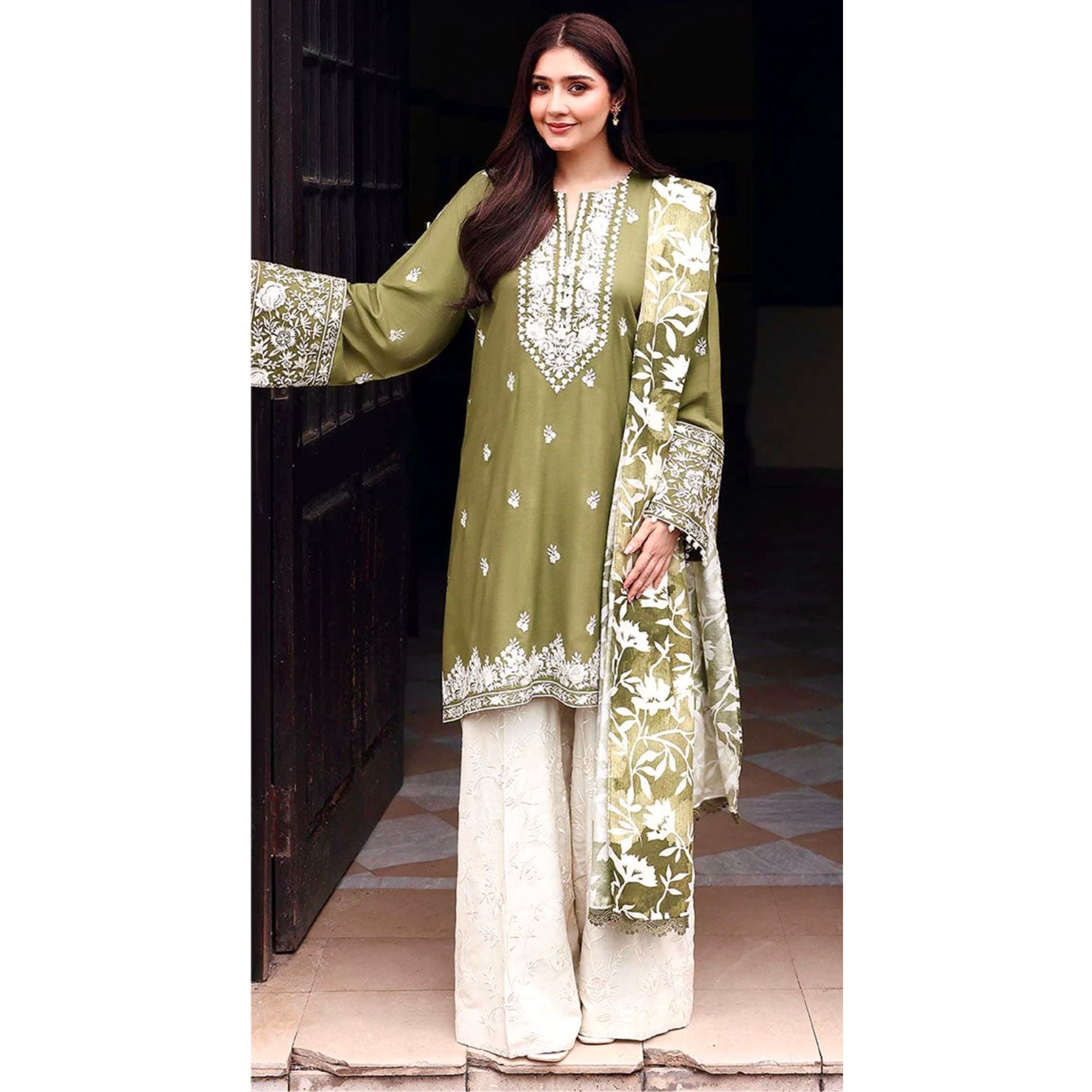 Lawn Embroidered 3Piece CODE 1051