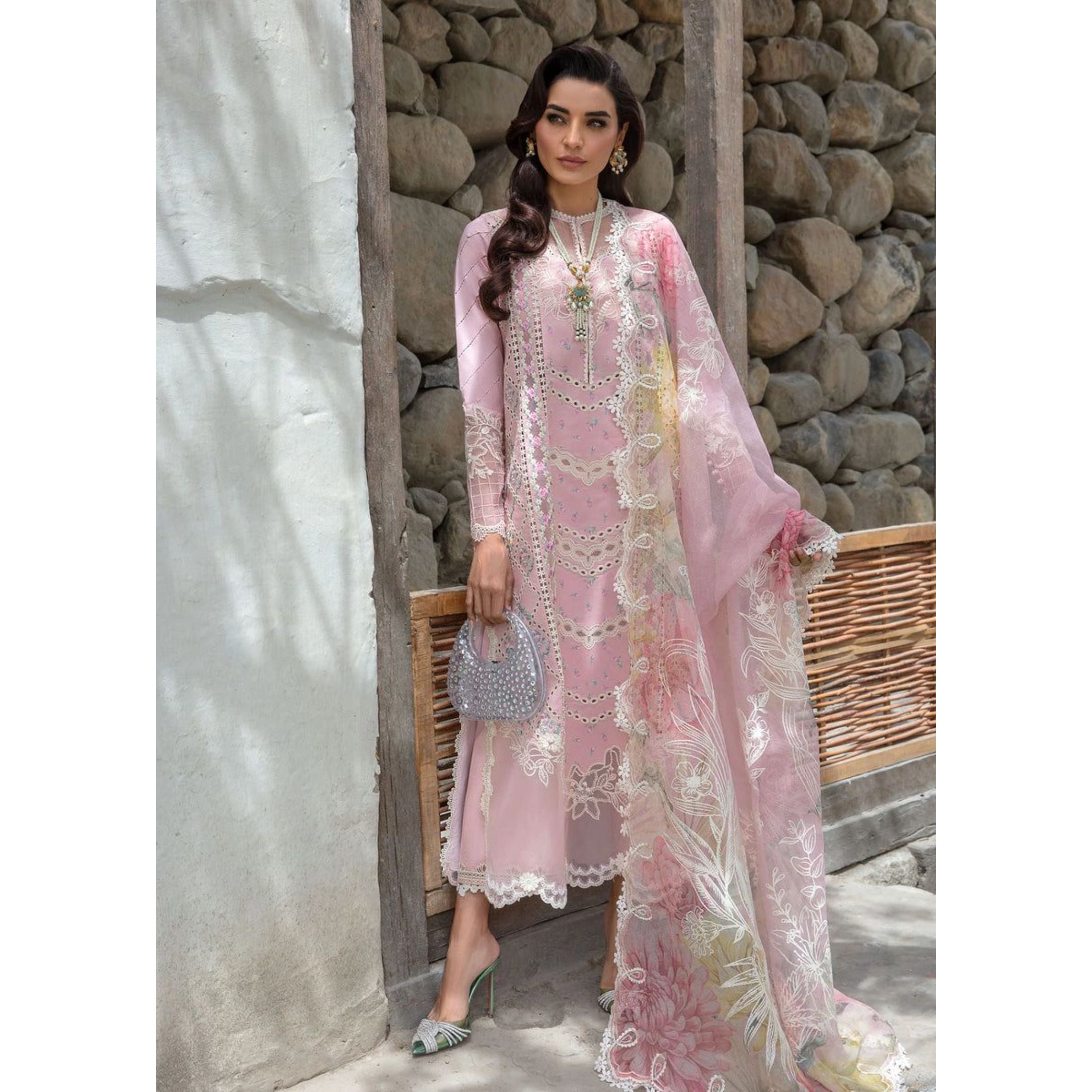 Lawn Embroidered 3Piece CODE 1038