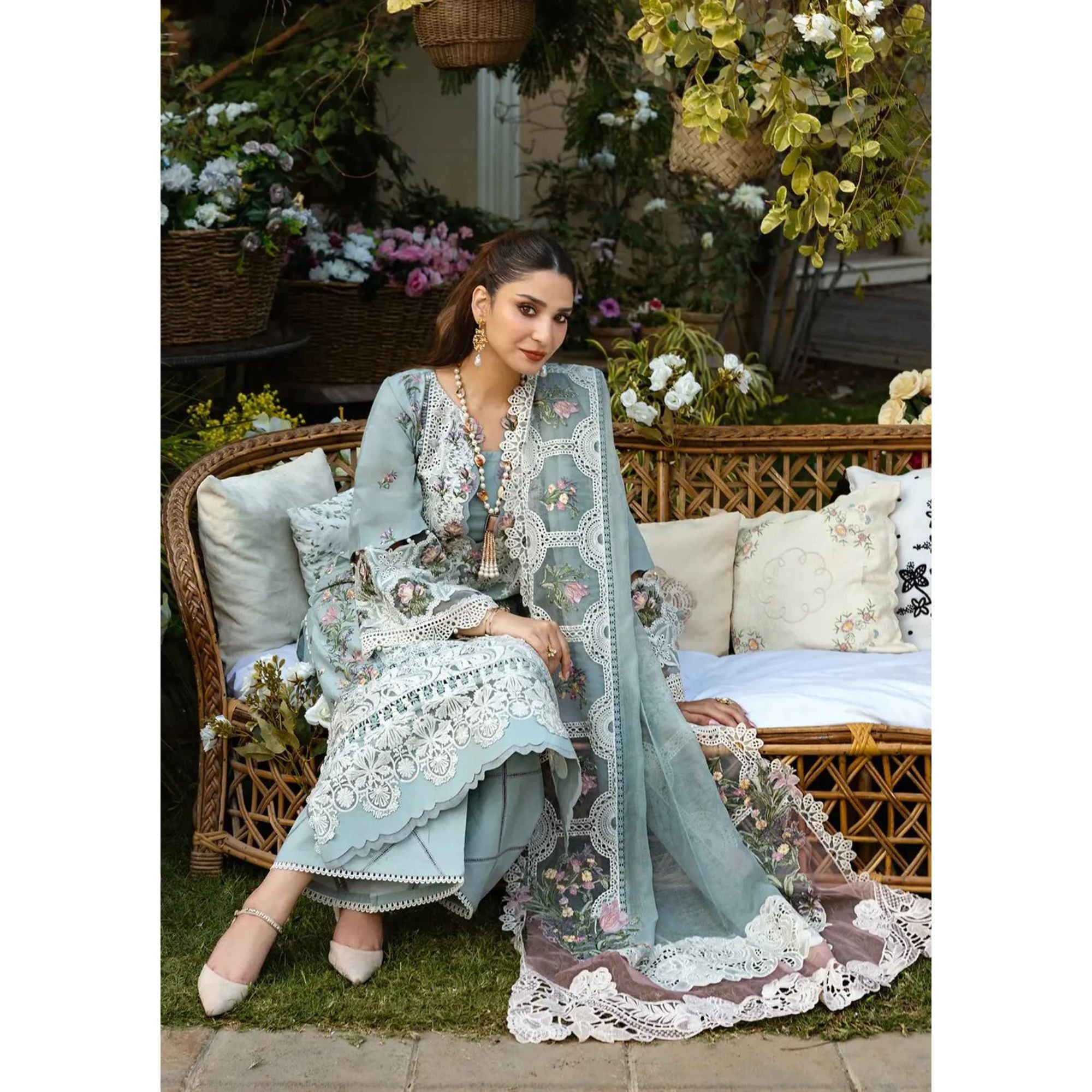 Lawn Embroidered 3Piece CODE 1037
