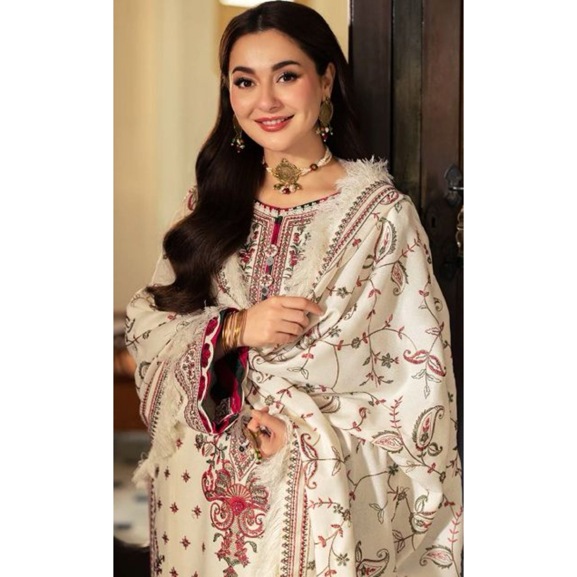 Lawn Embroidered 3Piece CODE 1067