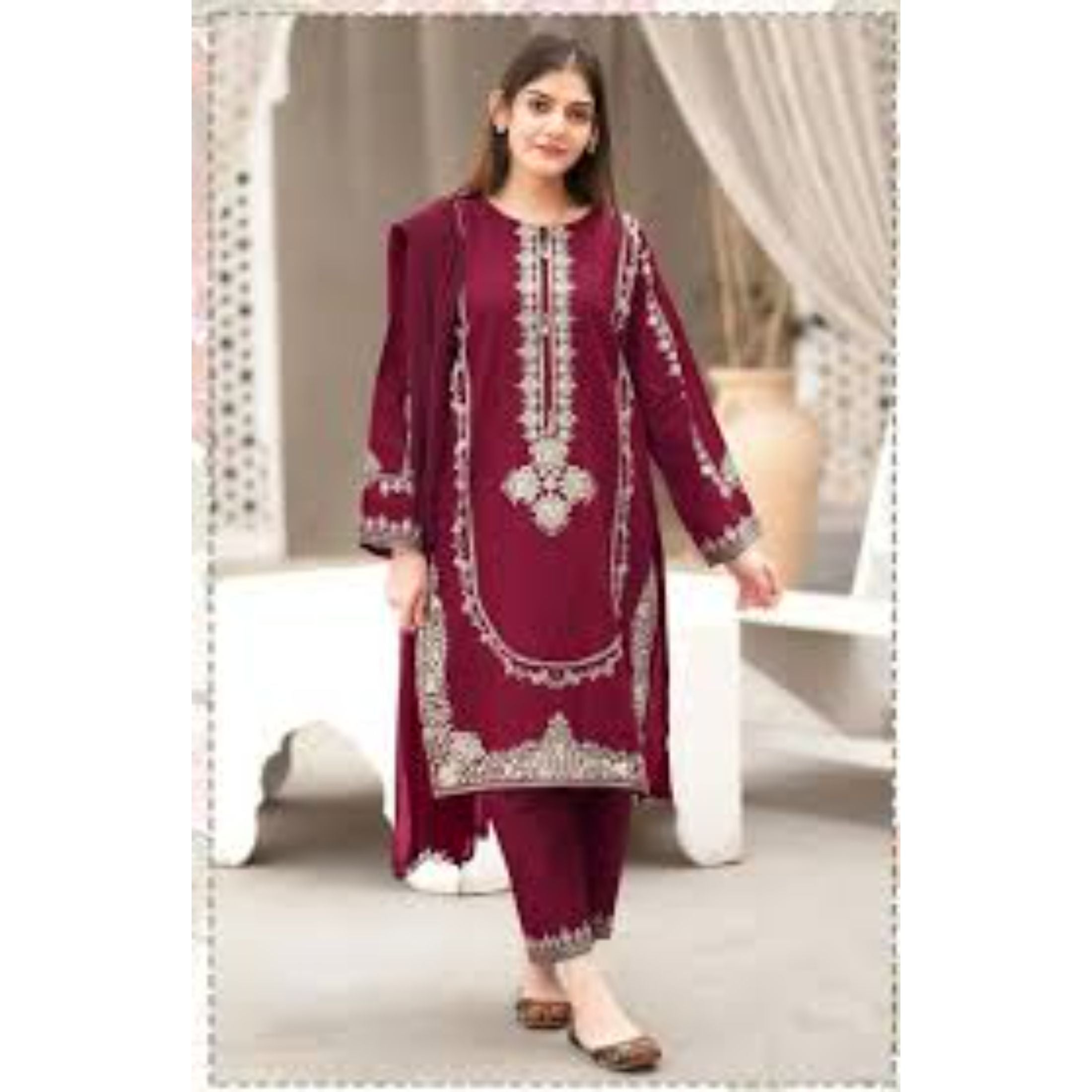 Lawn Embroidered 2Piece CODE 905